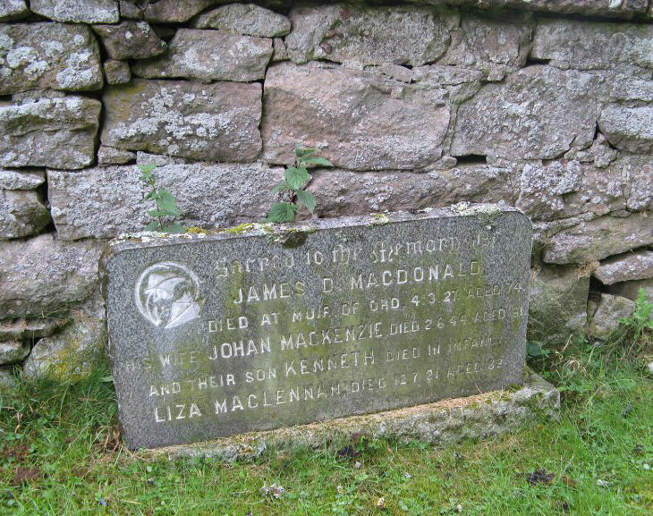 Photo of headstones/Liza MacLennan d 1931 MI Kilchrist, Urray